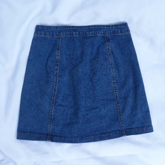 High Rise Front Button Skirt - Picture 3 of 5